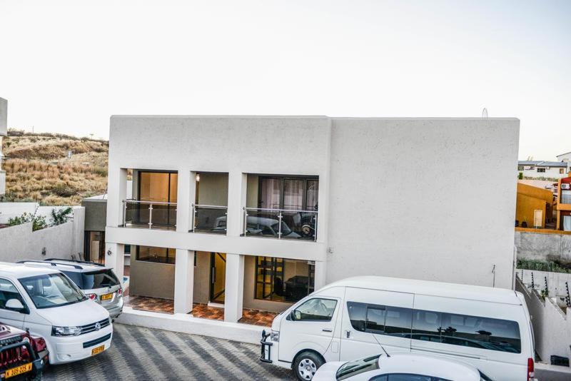 Discovery Guest House Windhoek Exterior photo